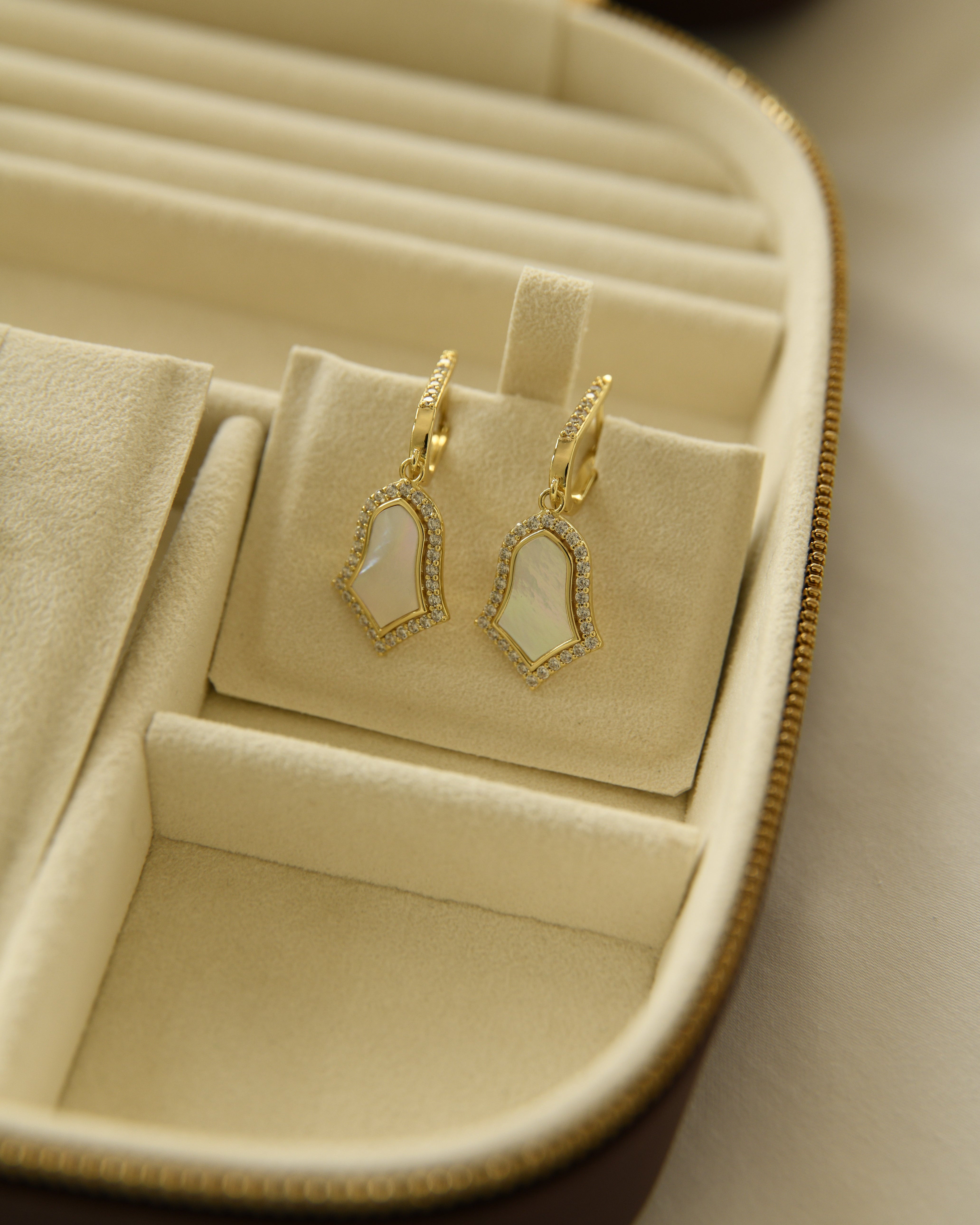Steppe Tulip Double-Sided Earrings | Mother of Pearl | Yellow Gold