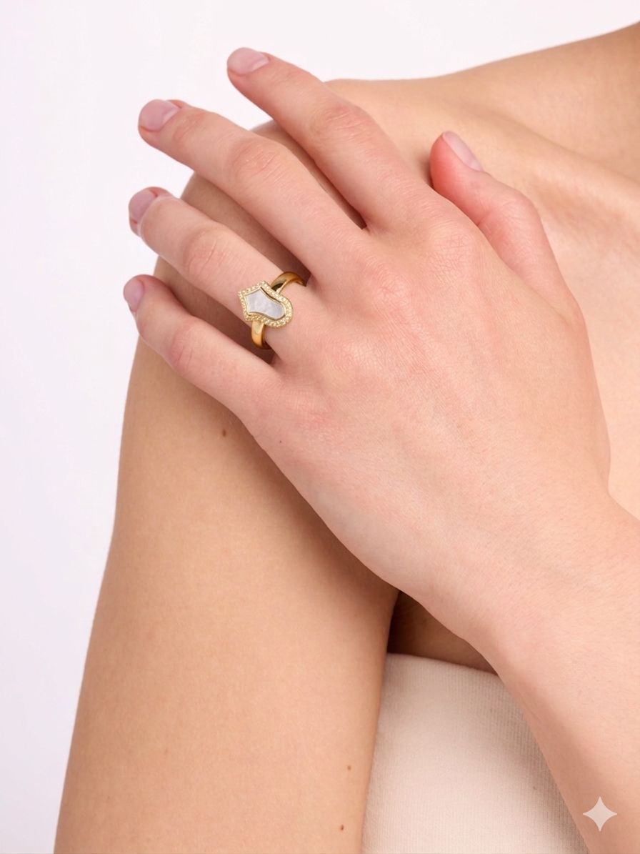 Steppe Tulip Signet Ring |  Mother of Pearl | Yellow Gold